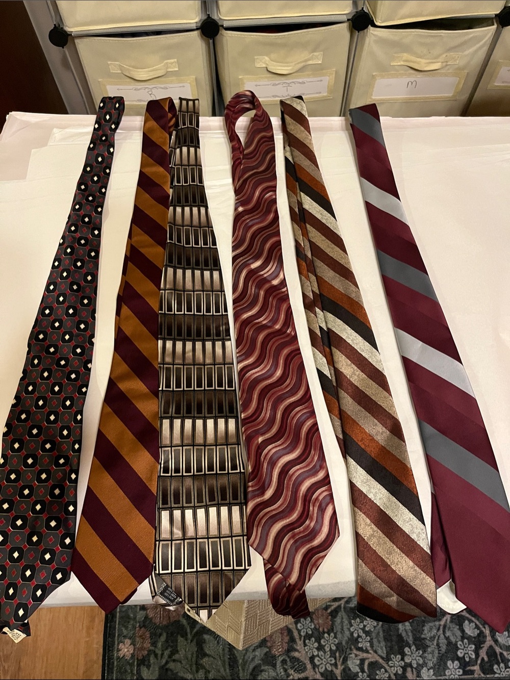 Men's Burgundy & Maroon Patterned Silk Neck Tie Collection